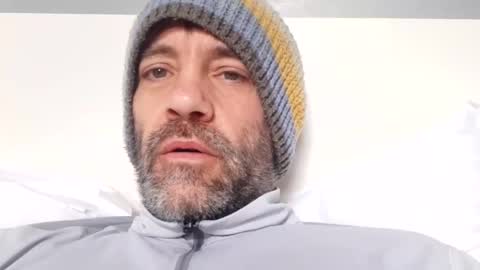 Snapshot of jamie198307 chatting on April 2026 12:32:01 PM jamie198307 online show from April 2026 12:32:01 PM