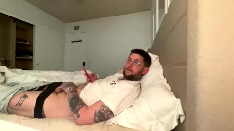 Snapshot of jamiejordan93 chatting on March 2026 11:44:02 PM OF - Jamiejordans online show from March 2026 11:44:02 PM