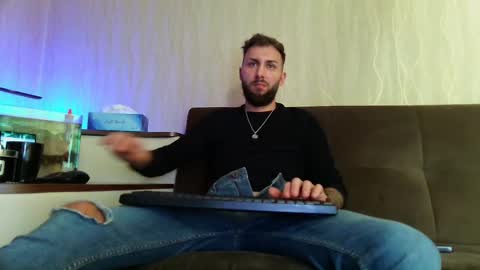 Robbie online show from March 2025 11:44:02 AM