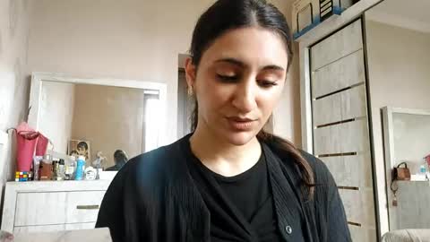 Snapshot of jamikalintz chatting on April 2026 11:08:02 AM Niki online show from April 2026 11:08:02 AM