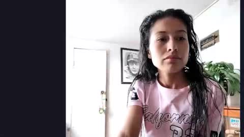 janariivera1 online show from September 2025 05:15:02 PM