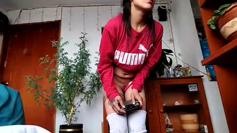 janariivera1 online show from April 2026 04:55:01 PM