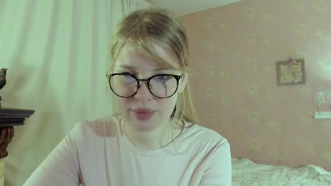 Snapshot of jane_and_star chatting on April 2026 01:38:01 AM Star online show from April 2026 01:38:01 AM