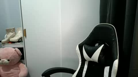 YOUR LOVELY JANE online show from November 2025 06:23:01 AM