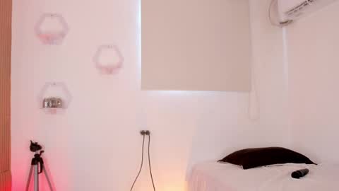 Snapshot of jane_monttgomery chatting on April 2026 07:29:01 PM Jane M online show from April 2026 07:29:01 PM