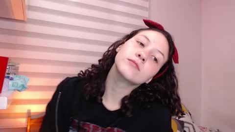 Snapshot of jane_r chatting on October 2025 12:52:02 AM Jane online show from October 2025 12:52:02 AM