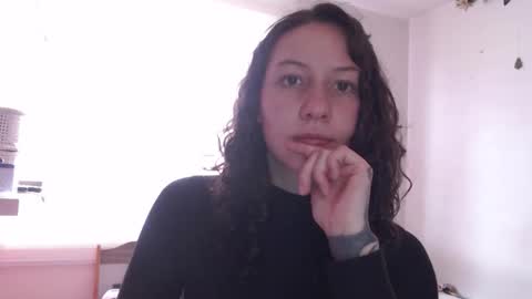 Snapshot of jane_r chatting on November 2025 08:43:01 PM Jane online show from November 2025 08:43:01 PM