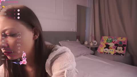 Jennifer  online show from March 2025 04:05:02 AM