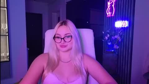 Snapshot of janemiss chatting on November 2025 09:03:01 PM Jane online show from November 2025 09:03:01 PM