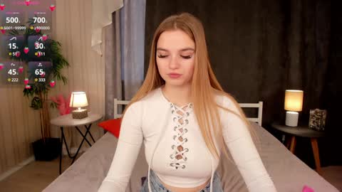 Day Alice Night Stella online show from December 2024 06:13:02 AM