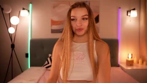 Snapshot of janetjennings chatting on July 2026 06:41:02 AM Day Alice Night Stella online show from July 2026 06:41:02 AM