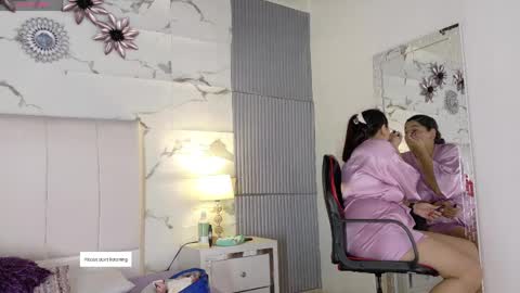 Snapshot of janick_baker chatting on April 2026 05:17:01 PM janick_baker online show from April 2026 05:17:01 PM