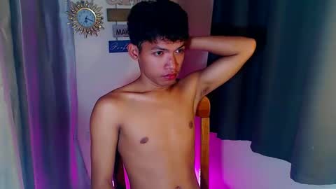 janlloyd04 online show from March 2026 06:28:02 AM