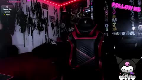 Snapshot of janna_ink chatting on September 2025 11:19:01 PM online show from September 2025 11:19:01 PM