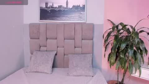 Janna online show from October 2025 11:20:02 AM