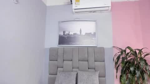 Janna online show from October 2025 11:11:01 AM