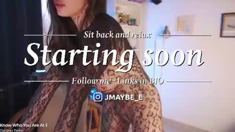 Snapshot of janne_maybe chatting on June 2026 02:41:02 PM jmaybe e online show from June 2026 02:41:02 PM