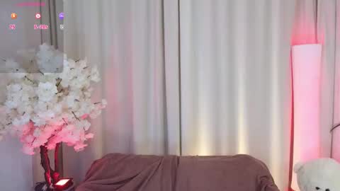 Snapshot of jannetjerkson chatting on October 2025 11:29:01 AM Janet online show from October 2025 11:29:01 AM