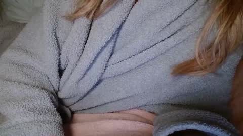 Snapshot of januarydaze chatting on March 2025 10:55:01 AM the small pp whisperer ball puncher online show from March 2025 10:55:01 AM