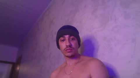 Snapshot of jaop1790 chatting on April 2026 01:39:01 AM jaop1790 online show from April 2026 01:39:01 AM