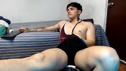 Snapshot of jareth_brunet chatting on February 2025 05:30:02 PM Jareth online show from February 2025 05:30:02 PM
