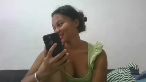 Snapshot of jarevava chatting on May 2026 09:15:02 AM Jarevava online show from May 2026 09:15:02 AM