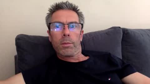 Snapshot of jario1981 chatting on April 2026 03:20:01 PM Jario online show from April 2026 03:20:01 PM