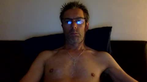 Snapshot of jario1981 chatting on May 2026 05:03:02 AM Jario online show from May 2026 05:03:02 AM