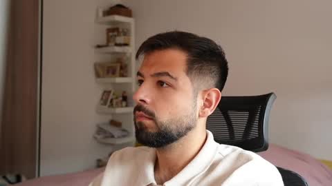 Snapshot of jarod3426 chatting on April 2026 10:54:01 AM JAROD online show from April 2026 10:54:01 AM