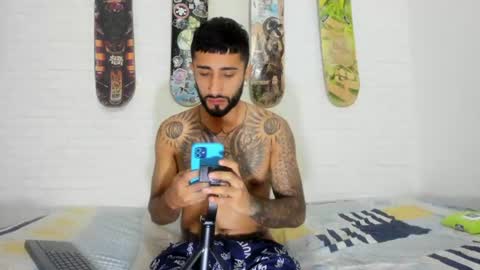 Snapshot of jaryandnick_smith chatting on July 2026 04:08:02 AM jaryandnick_smith online show from July 2026 04:08:02 AM