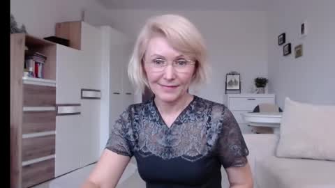 Jasmin room for people 40 online show from January 2025 01:20:01 PM