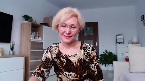 Jasmin room for people 40 online show from February 2026 01:05:01 PM