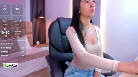 Jasmin  online show from June 2026 01:17:02 PM
