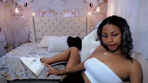 Jasmin online show from January 2025 04:38:01 PM