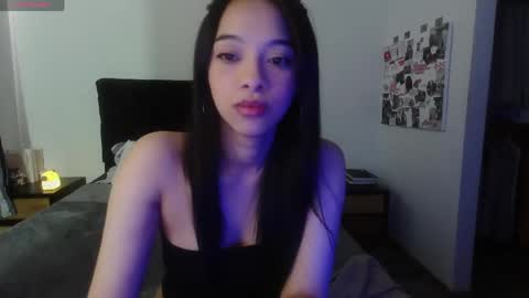 Snapshot of jasmine_019 chatting on May 2026 05:20:01 PM J- next transmission december 4 online show from May 2026 05:20:01 PM