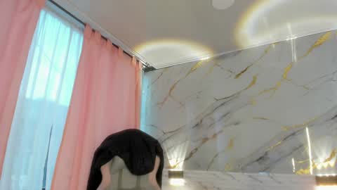 Snapshot of jasmine_hyper_1 chatting on December 2024 09:06:01 PM Jas online show from December 2024 09:06:01 PM