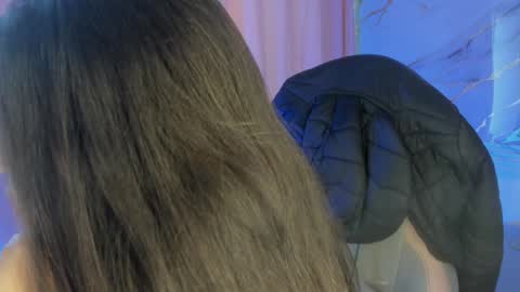 Snapshot of jasmine_hyper_1 chatting on January 2025 05:23:02 PM Jas online show from January 2025 05:23:02 PM