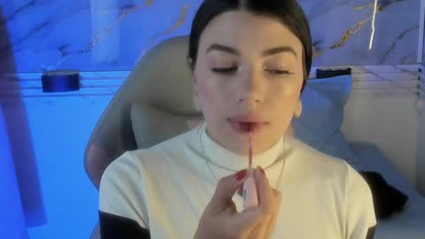 Snapshot of jasmine_hyper_1 chatting on February 2025 03:18:01 PM Jas online show from February 2025 03:18:01 PM