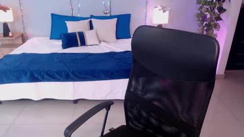 Instagram jasminecampbell1  online show from December 2025 04:03:02 PM