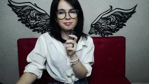 JasmineKouch online show from February 2025 06:26:02 PM