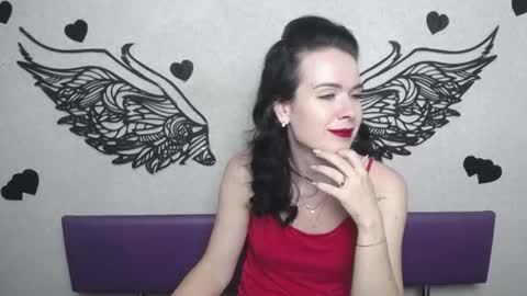 JasmineKouch online show from October 2025 05:21:02 PM