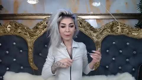 Snapshot of jasminporn chatting on December 2025 06:52:02 AM Queen Of Squirt online show from December 2025 06:52:02 AM