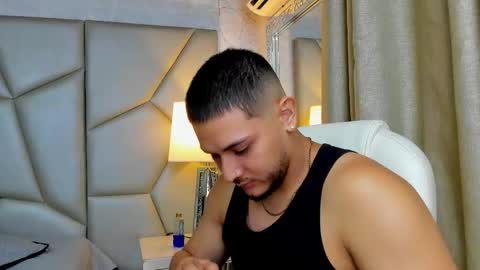 Snapshot of jason_shaw_ chatting on September 2025 01:53:01 AM Jasson Shaw online show from September 2025 01:53:01 AM