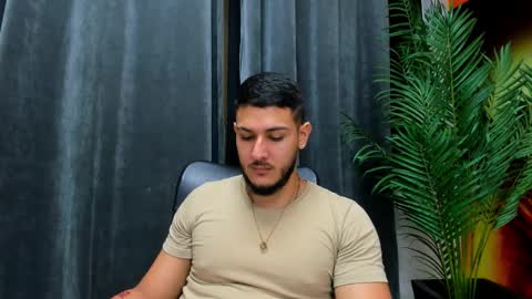 Snapshot of jason_shaw_ chatting on January 2026 07:11:01 PM Jasson Shaw online show from January 2026 07:11:01 PM