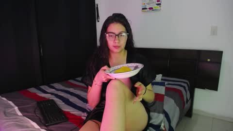 jaspeer__ online show from October 2025 01:33:02 PM