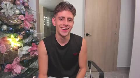 Snapshot of jasper__jones chatting on December 2024 10:12:02 AM JASPER JONES online show from December 2024 10:12:02 AM