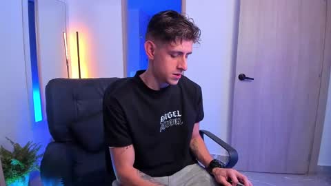Snapshot of jasper__jones chatting on January 2025 08:22:01 AM JASPER JONES online show from January 2025 08:22:01 AM