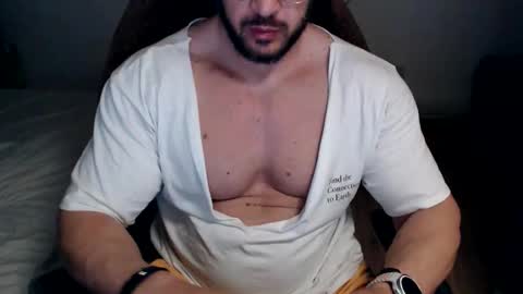 Snapshot of jasphermscl chatting on April 2026 03:06:01 AM JaspherMscl online show from April 2026 03:06:01 AM