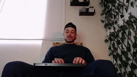 JKing  online show from February 2025 06:33:01 PM