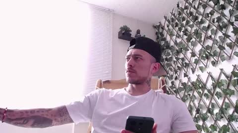 JKing  online show from March 2025 06:52:01 PM